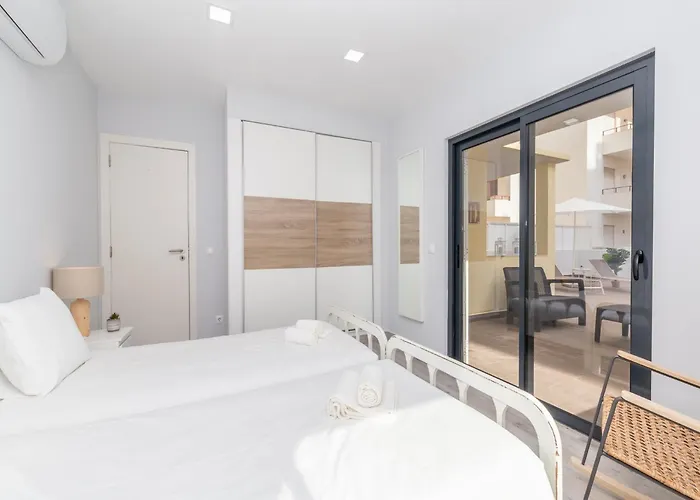 Akisol Rocha Liberty *